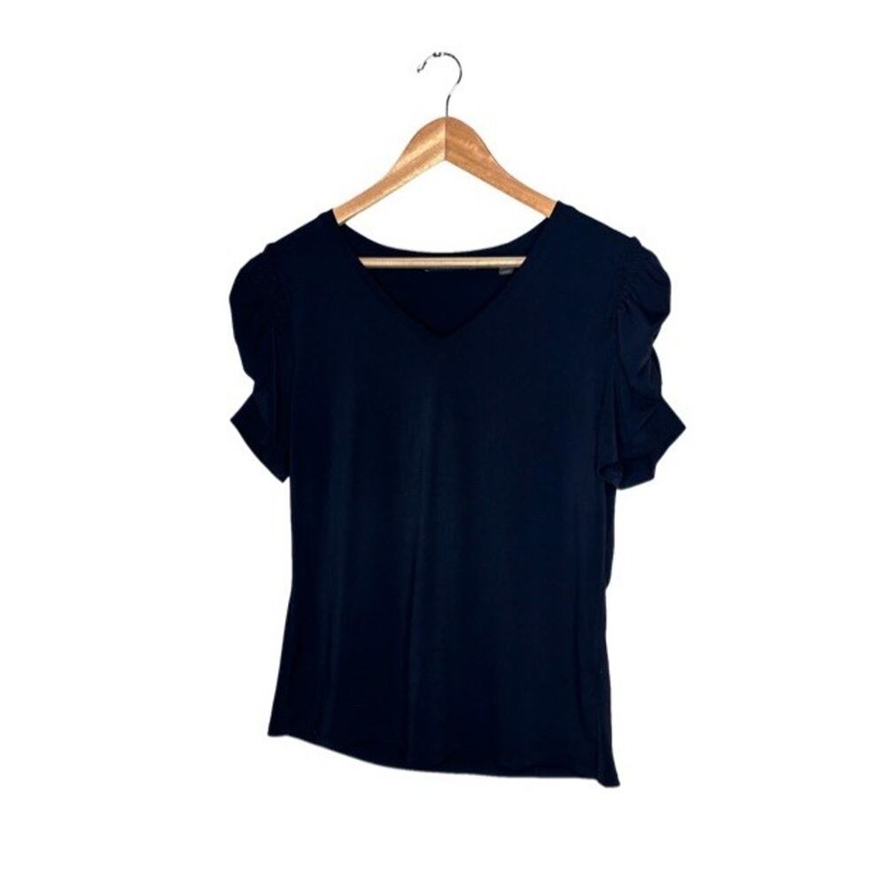 T Tahari Blouse Gathered Sleeves Black V Neck Size Large Fitted Slimming